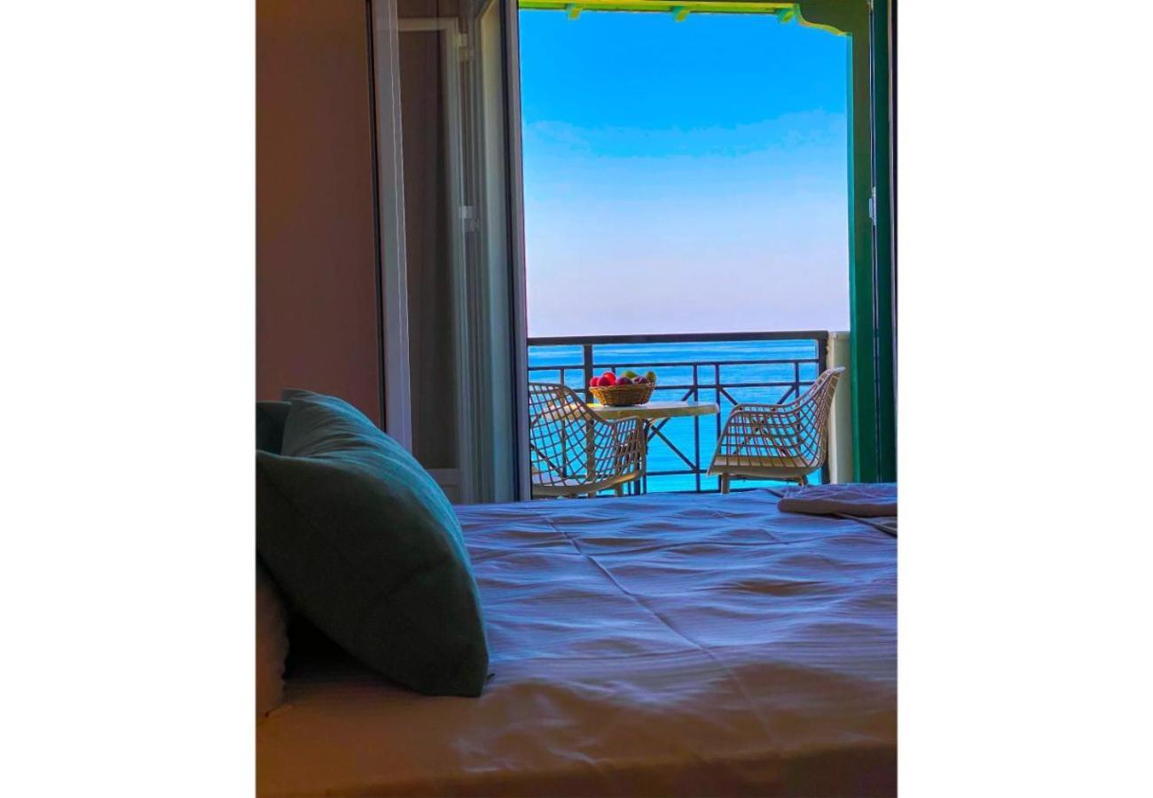 Sunset Premium Studio 4 Ayios Nikitas Bagian luar foto