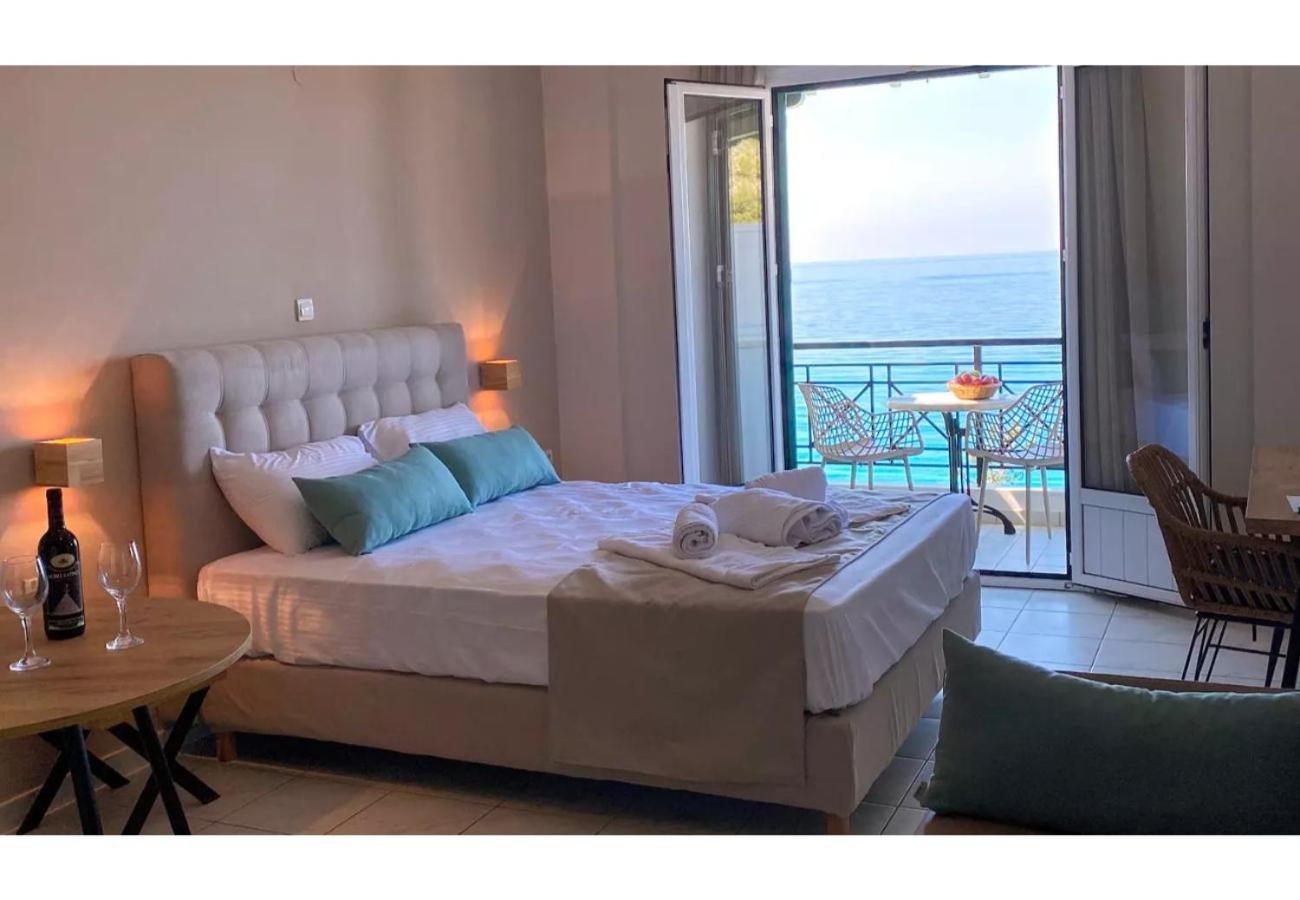 Sunset Premium Studio 4 Ayios Nikitas Bagian luar foto